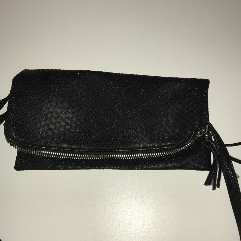Fake snake skin black crossbody